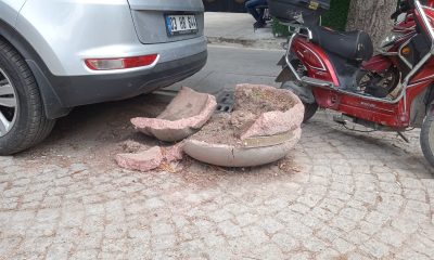 Eskişehir’de şanssız beton saksı yine hedef oldu