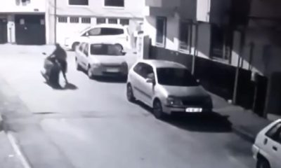 Çaldığı motosikleti koşarak olay yerinden götürdü (Video Haber)