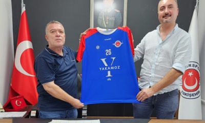 Demirspor’un sponsoru Yakamoz Ofis oldu