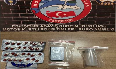 Uyuşturucu madde satıcısı 2 kişi yakalandı