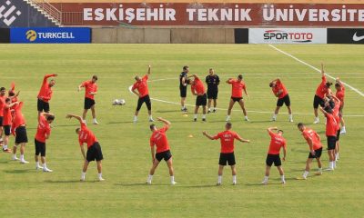 Milliler, Ermenistan maçının son çalışmasını ESTÜ Stadyumu’nda yaptı
