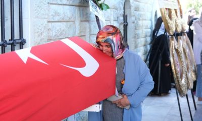 Pilot Mehmet Akif Tutuk gözyaşları içinde son yolculuğuna uğurlandı