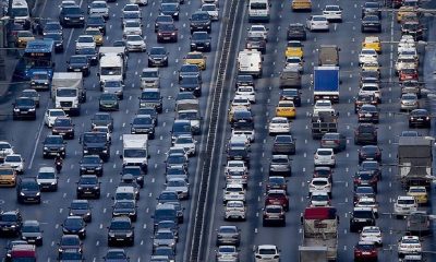 Bir ayda yaklaşık 2 bin araç trafiğe çıktı