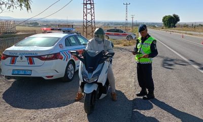 Trafik kurallarına riayet etmeyen 765 sürücüye 985 bin 532 TL ceza