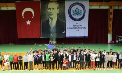 ESOGÜ’de Cumhuriyetin 100’üncü Yılı dolayısıyla düzenlenen spor müsabakalarında kupalar sahiplerini buldu