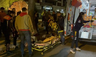 Motosikletin çarptığı yaya ağır yaralandı