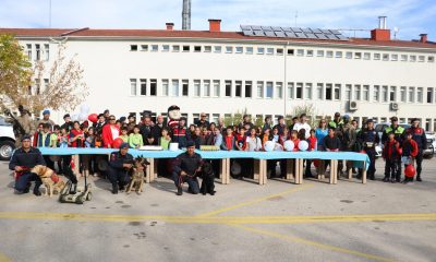 İlk ve ortaokul öğrencileri İl Jandarma Komutanlığı’nda Cumhuriyet Bayramı kutladı