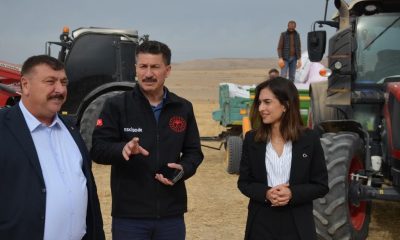 Beylikova’nın kadın Kaymakamı Eroğlu traktör başına geçti 4 milyon metrekare tarım arazisine hububat ekimi başladı
