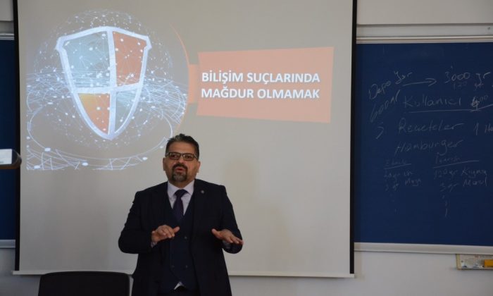 Turizm Fakültesinde “Bilişim Suçlarında Mağdur Olmamak” konuşuldu