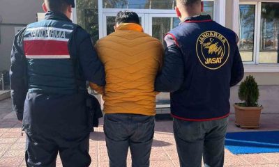 13 yıl 4 ay hapis cezası ile aranan şahsı JASAT yakaladı