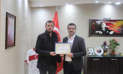 Duyarlı berbere Kaymakam’dan ‘Teşekkür Belgesi’