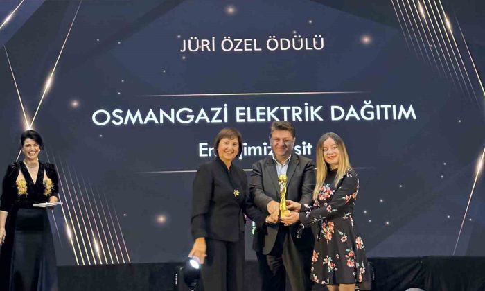 Enerjimiz Eşit projesine bir ödül de Toplumsal Fayda Ödülleri’nden geldi