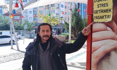 İşletmesine ilginç yazılar yazarak dikkat çekiyor