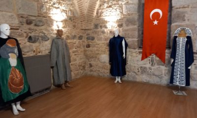 Eskişehir’de ‘Mevlevi kıyafetleri sergisi’ açıldı