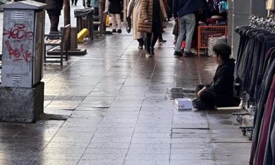 2 çocuk yasağa uymayarak dilendi