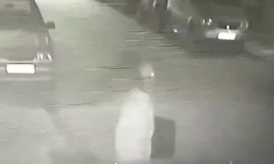 2 ayda 2 kez soyulan aracın hırsızlık görüntüsü güvenlik kameralarına yansıdı (Video Haber)