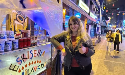 Herkes eğlenirken, onlar ekmek derdinde