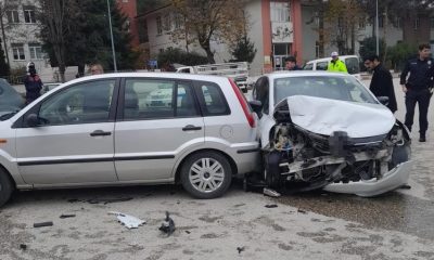 Bilecik’te trafik kazası: 3 yaralı