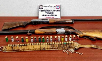 Kütahya’da Yunus Timlerince 17 yaşındaki gencin üzerinde ruhsatsız tüfek ele geçirildi