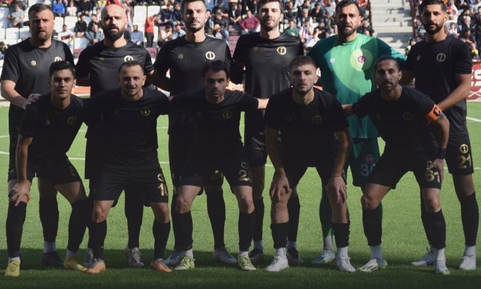 Anadolu Üniversitesi play-off’u bırakmıyor