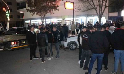 5 aracın karıştığı zincirleme kaza maddi hasarla atlatıldı