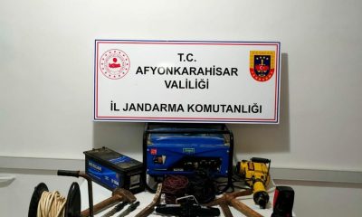 Define avcıları kazıya başlayamadan jandarmaya yakalandı