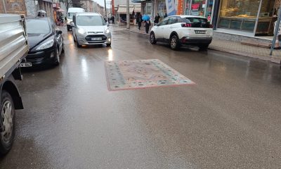 Eskişehirli esnaftan ilginç halı yıkma yöntemi