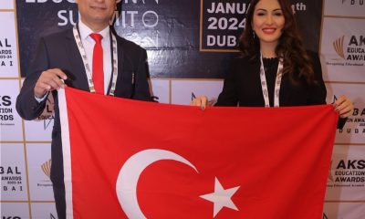 Ebru öğretmen, Yılın İlham Veren Öğretmeni oldu