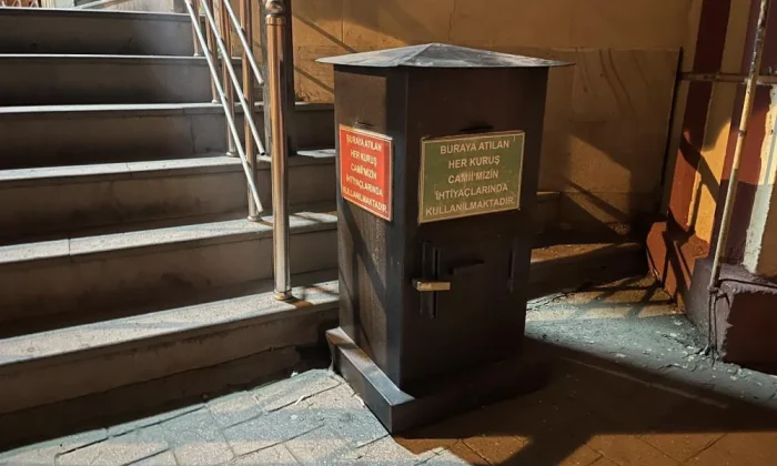 Yılbaşı gecesi caminin yardım kutusunu zorlayan şüpheliler olay yerinden kaçtı