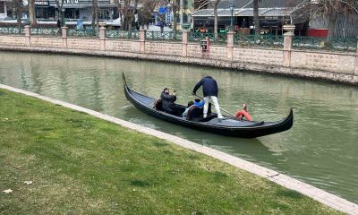 Soğuk hava gondol keyfini engellemiyor