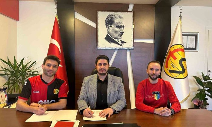 Eskişehirspor yeni tecrübeli stoper transferini duyurdu