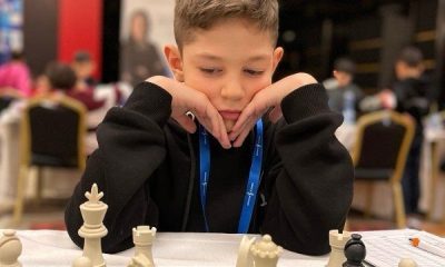 8 yaşındaki satranç sporcusundan büyük başarı