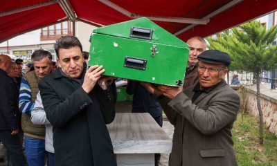Vatani görevini yerine getirirken hayatını kaybeden Ayhan Öztürk’ün babası vefat etti