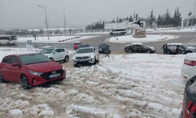 Bilecik’te kar yağışı hayatı olumsuz etkiledi