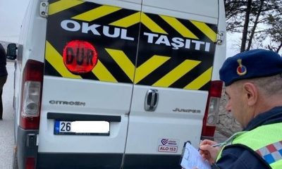 Jandarma ekiplerinden okul servislerine denetim