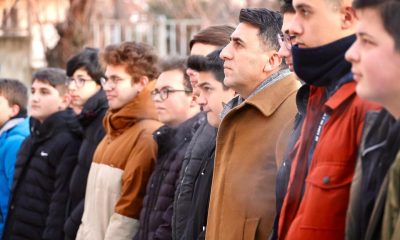 Bilecik’te okullarda şehitler için saygı duruşunda bulunuldu