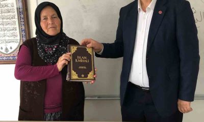 Azmetti, 73 yaşında Kur’an-ı Kerim okumayı öğrendi