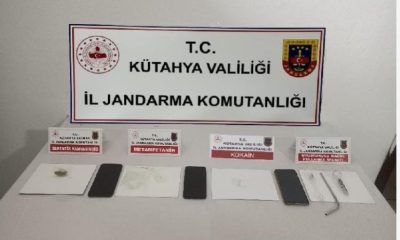 Sosyal medyadan uyuşturucu satıcılarına tepki gösteren şahıs uyuşturucuyla yakalandı