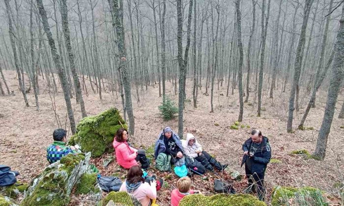 Doğa tutkunları karların erimesi sonrası oluşan manzarayı fotoğrafladı
