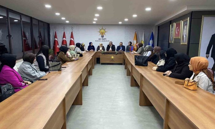 AK Parti kadın kollarına teşekkür