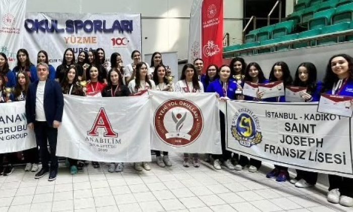 Eskişehirli yüzücüler Türkiye 3’üncüsü oldu