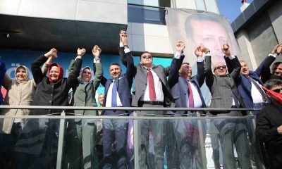 Bakan Göktaş, Eskişehir’de Seçim İrtibat Ofisi açılışına katıldı