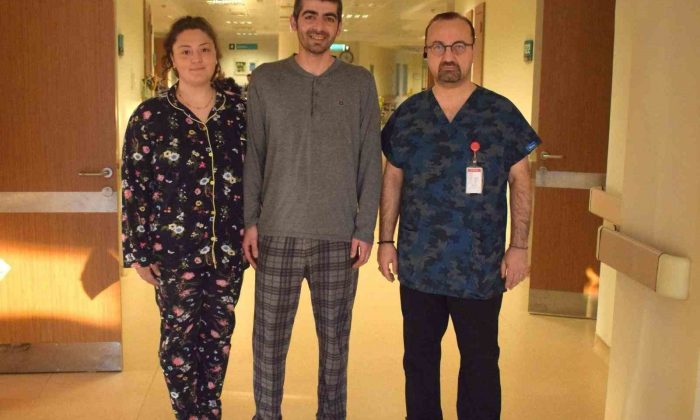 Bir türlü doğru teşhis edilemeyen hastalığına Yunus Emre Devlet Hastanesinde şifa buldu