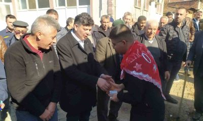 Geleneksel asker uğurlama törenlerine devam ediyorlar