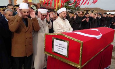 Araç kazasında şehit olan asker Kütahya’da toprağa verildi