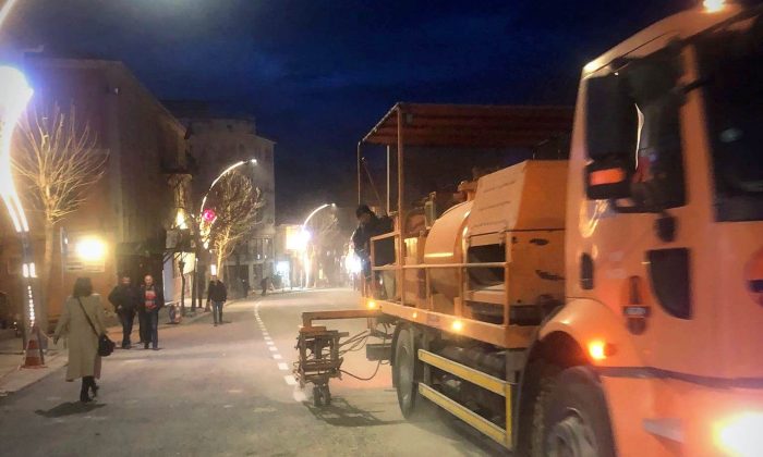 Emet’te yol çizgi çalışmaları tamamlandı