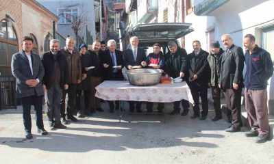 Tarihi camide ’pilav ikramı’ geleneği