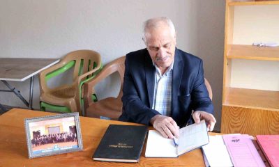Bu muhtarın tek rakibi kendisi