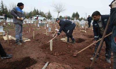 Eskişehir’de şehir çöplüğünde ölü bulunan bebek defnedildi