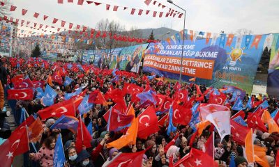 Cumhurbaşkanı Erdoğan: “Her konuda atıp tutan adayları kendi haline bırakın, varsın onlar kendi tiyatrolarını çeviredursunlar”